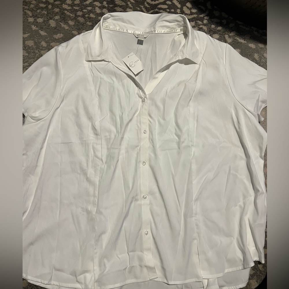 Nwt women’s plus size button up